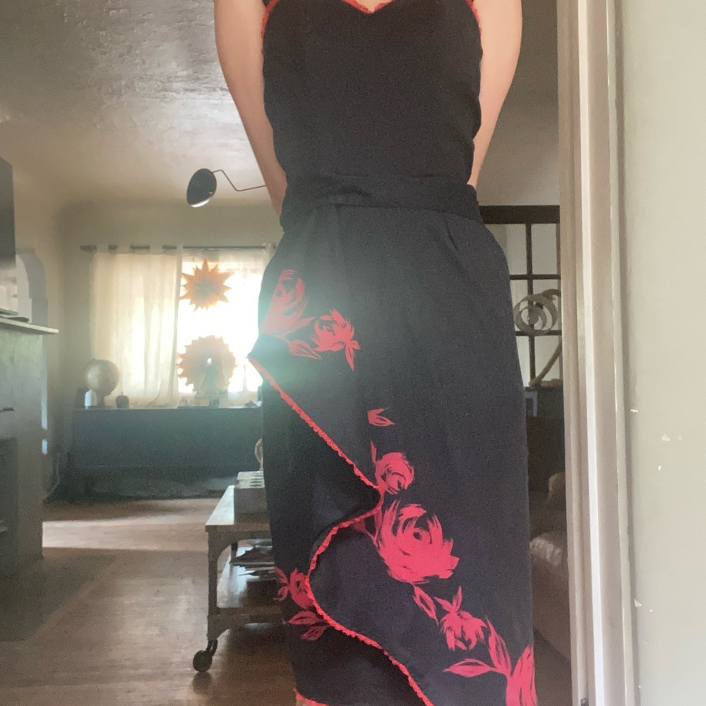 Rockabilly Hawaiian vintage sarong dress size S or 4 red and black corset top